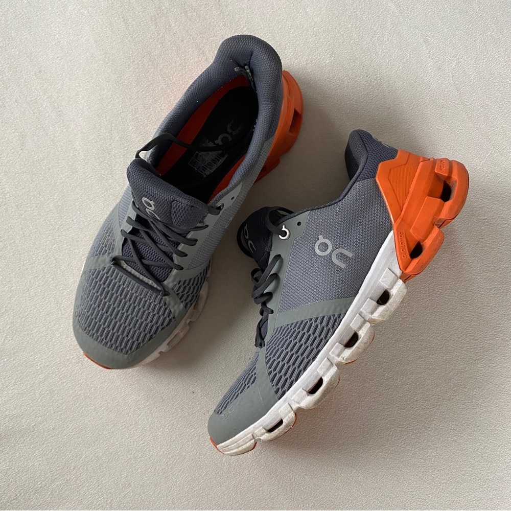 On cloud grey orange sneakers Size Mens 9